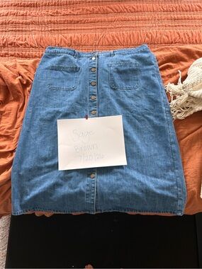 Ivy City Co Blue Button-Front Midi Denim Skirt